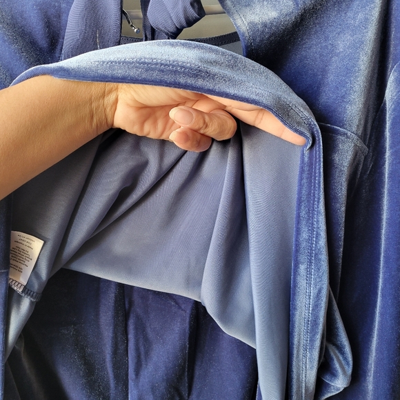 Talbots Velvet Royal Blue Pajama Set Size Large Ruffled Sleeve Top Straight Legs - Picture 8 of 15